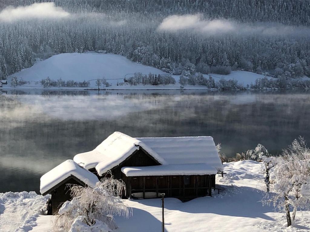Hotel Ferienhof Hoffmann Weissensee Exterior foto